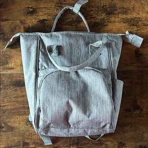 Stylish Gray Insulated Backpack/Bottle Bag